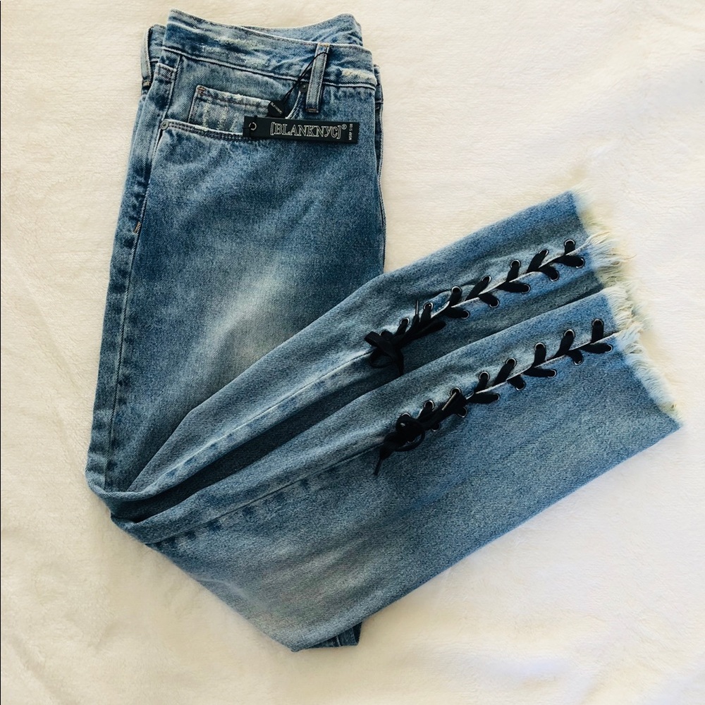 BLANKNYC High Rise Laced Ankle - Picture 4 of 8